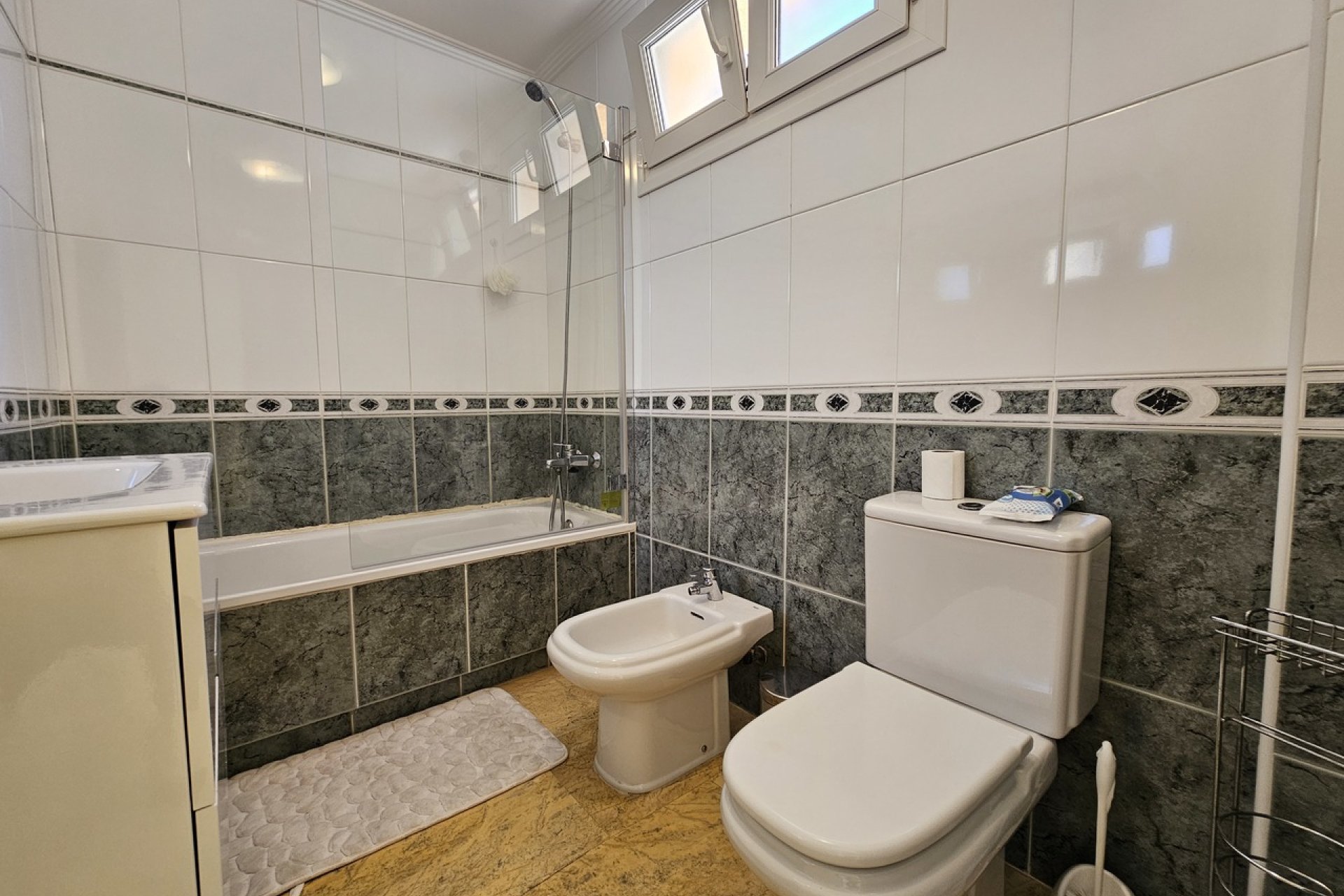 Herverkoop - Villa - Cabo Roig