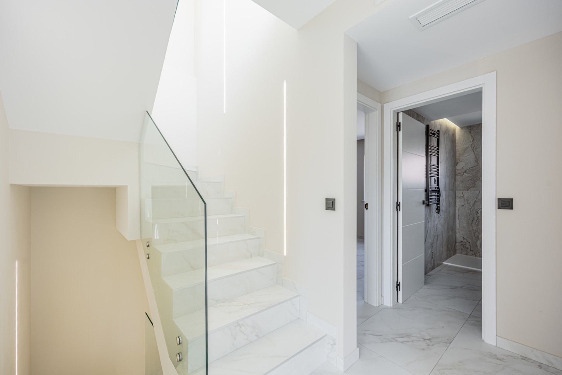 Herverkoop - Villa - Cuidad Quesada