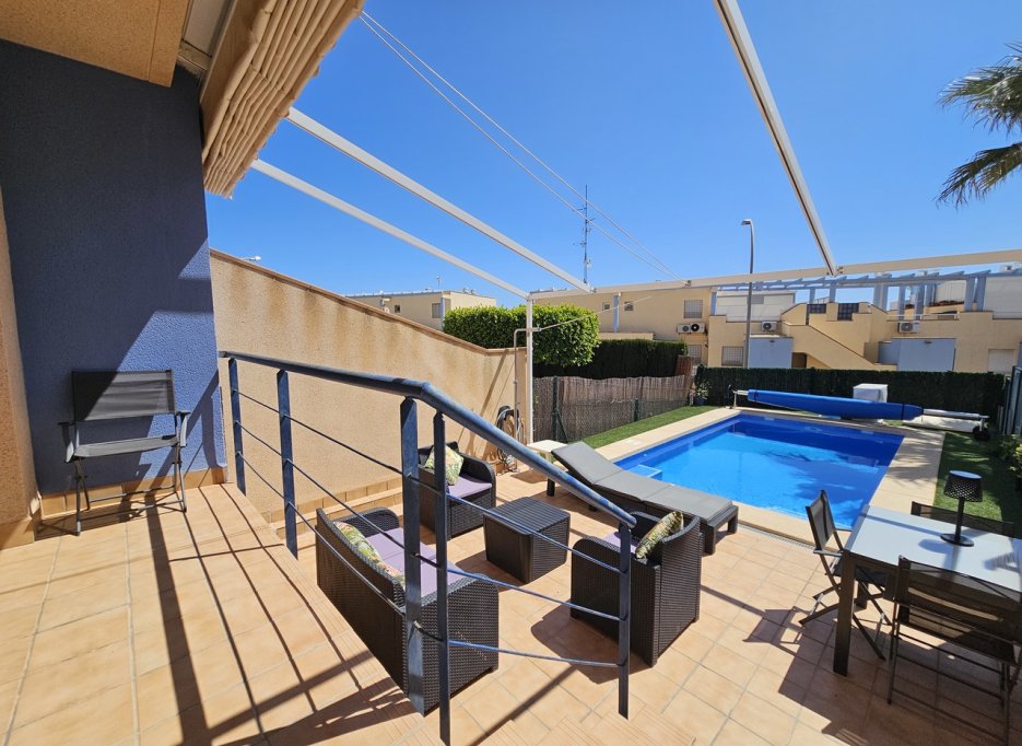 Herverkoop - Villa - Dehesa De Campoamor