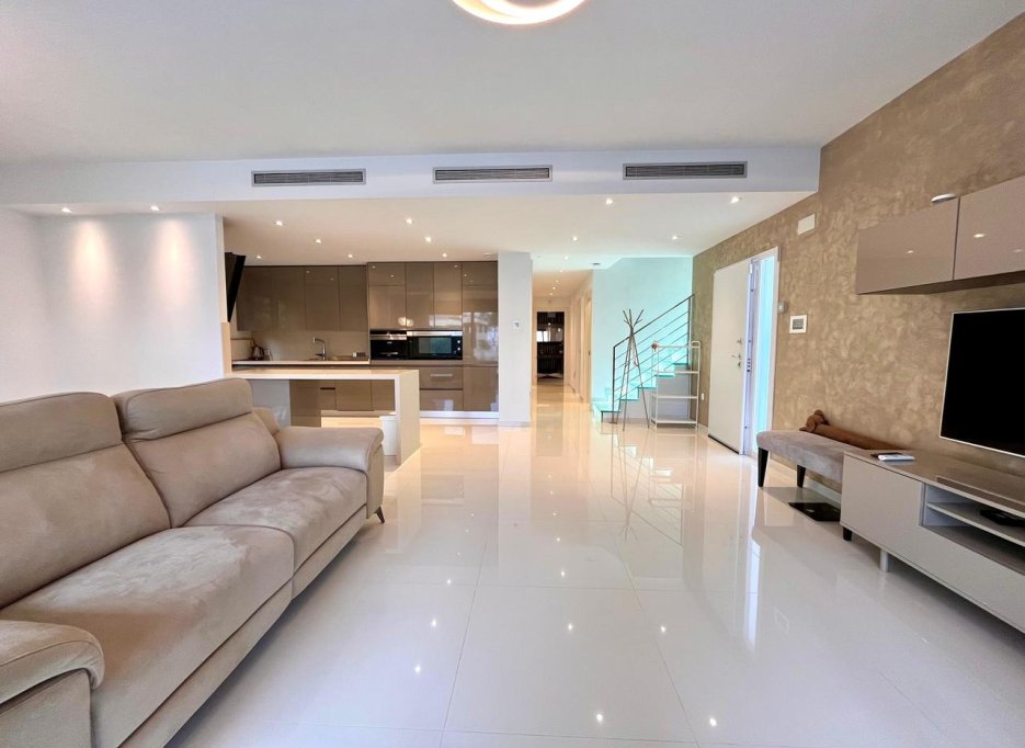 Herverkoop - Villa - Dehesa De Campoamor