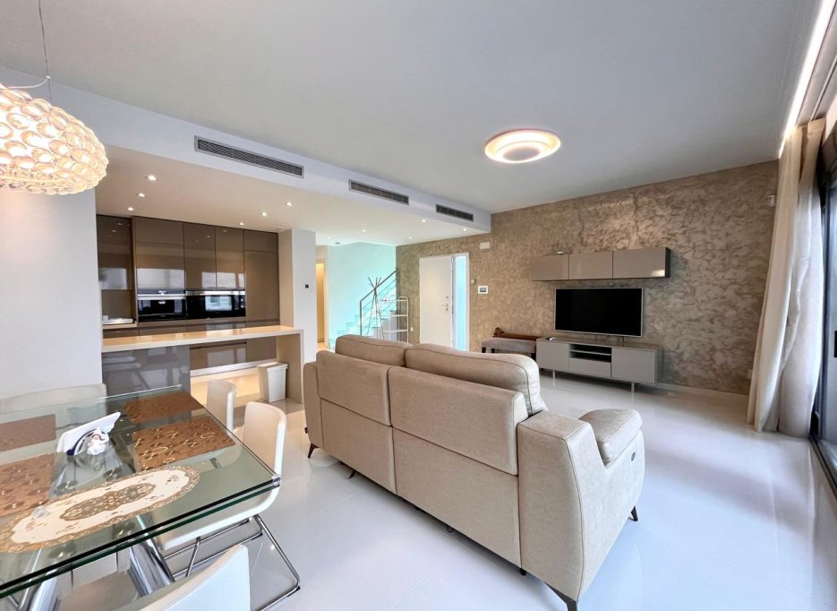 Herverkoop - Villa - Dehesa De Campoamor