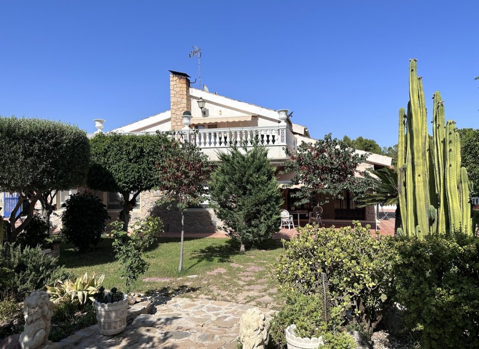 Herverkoop - Villa - Elche