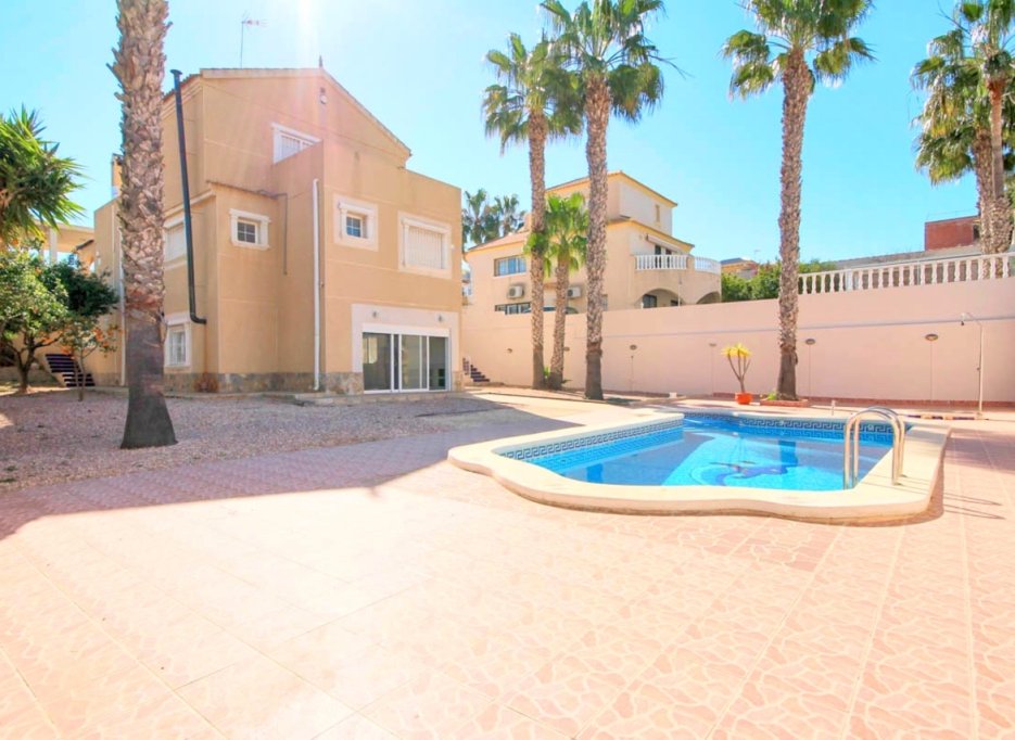 Herverkoop - Villa - La Zenia