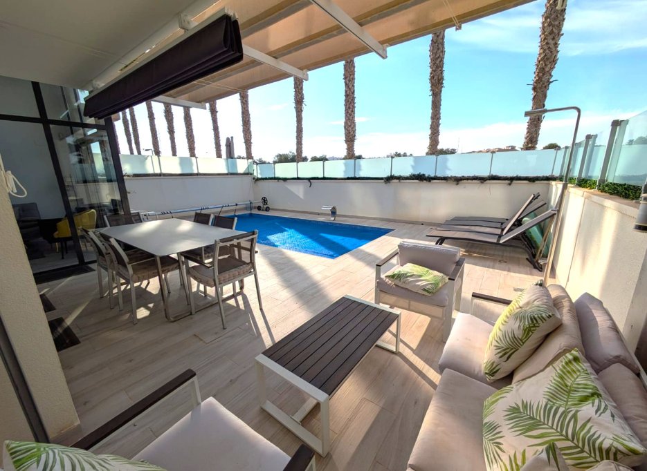 Herverkoop - Villa - Lomas de Cabo Roig