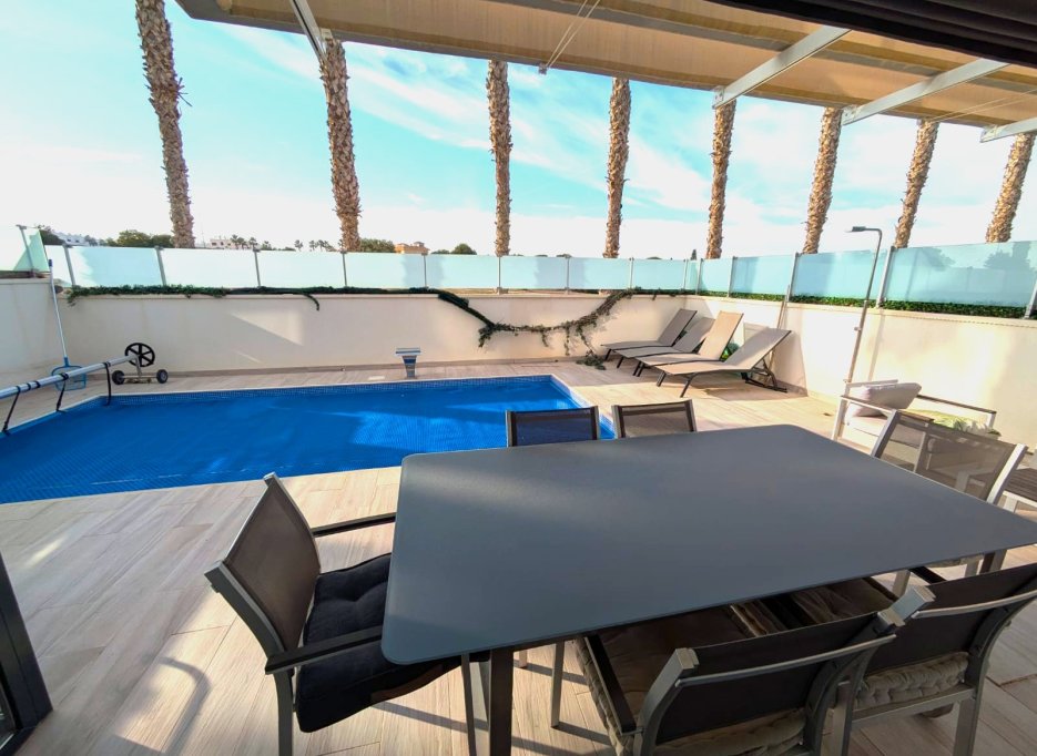 Herverkoop - Villa - Lomas de Cabo Roig