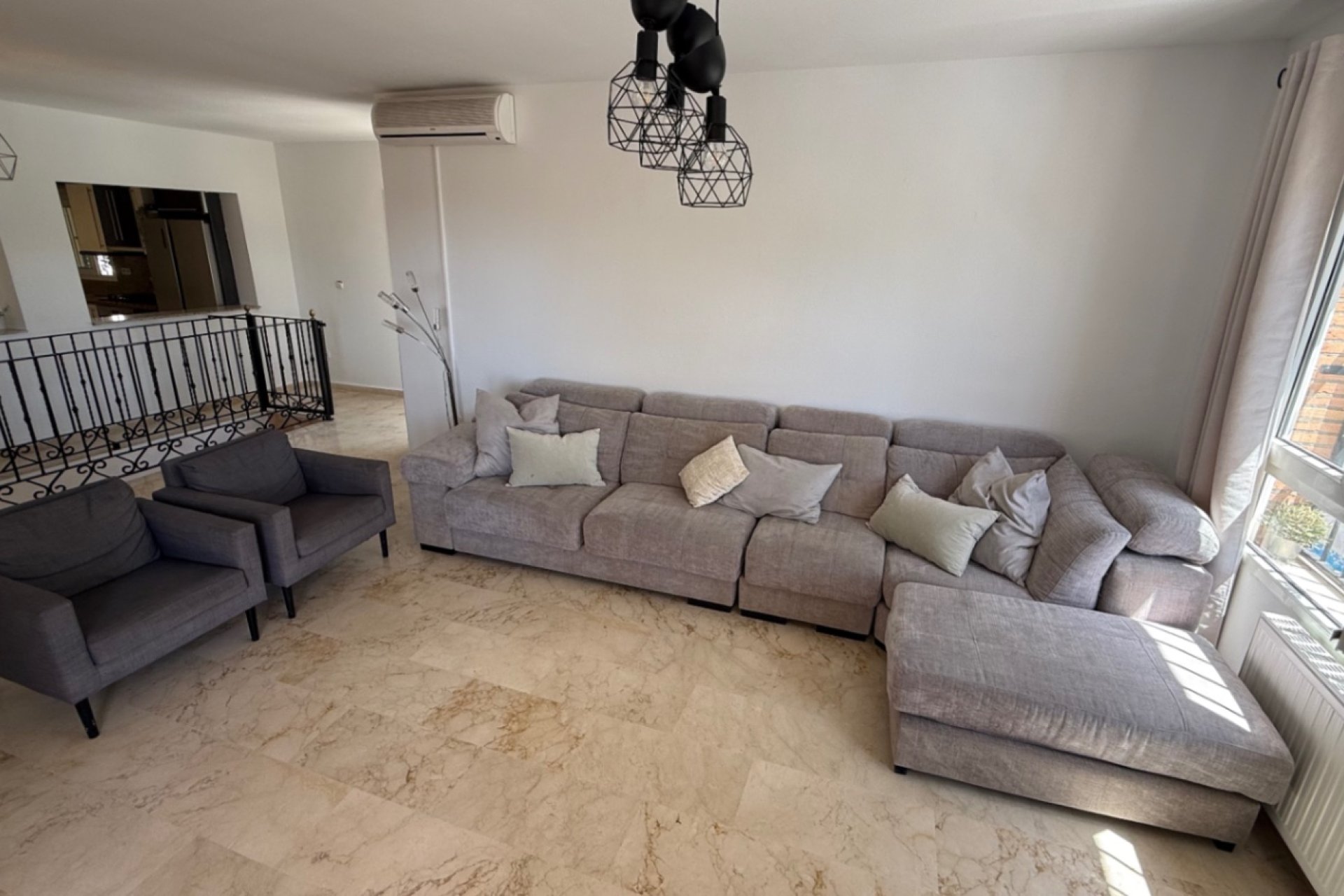 Herverkoop - Villa - Orihuela Costa - Campos de Golf