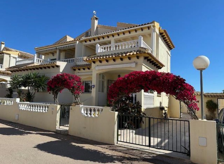 Herverkoop - Villa - Orihuela Costa - Playa Flamenca