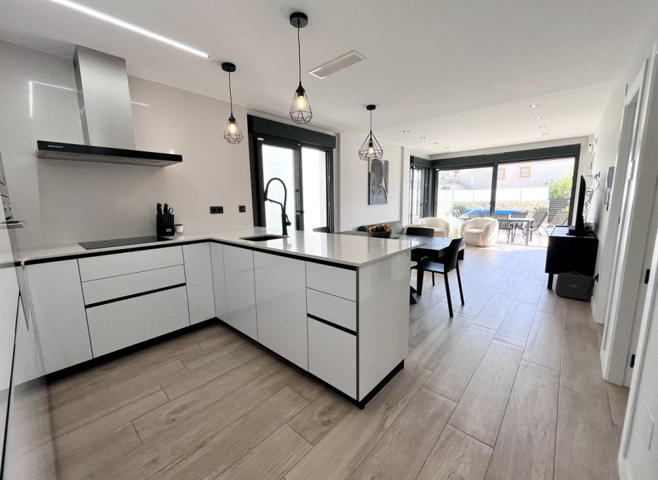 Herverkoop - Villa - Punta Prima