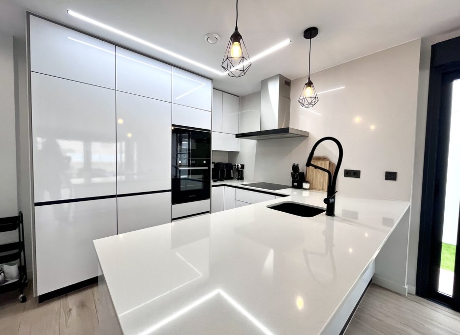 Herverkoop - Villa - Punta Prima