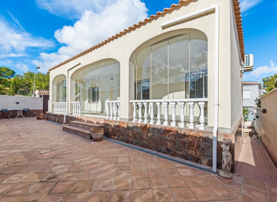 Herverkoop - Villa - Torrevieja - Los Balcones