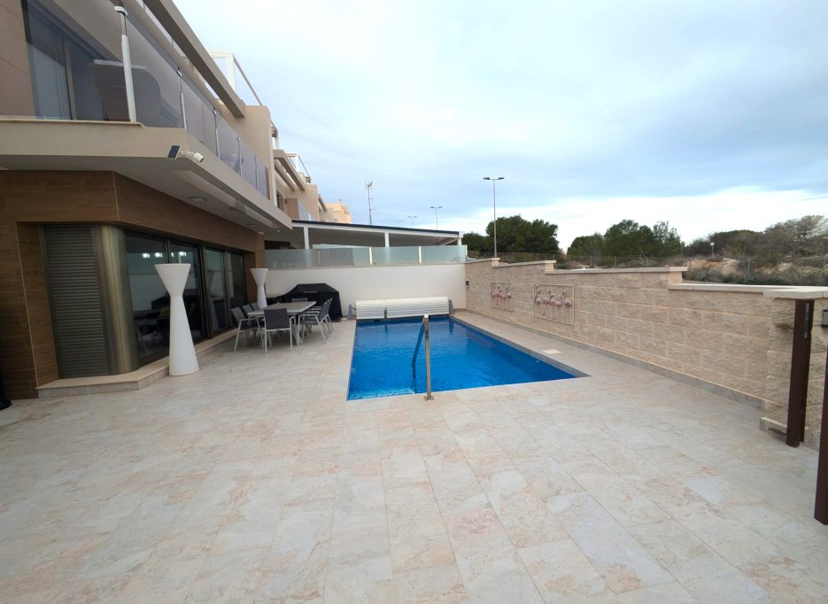 Herverkoop - Villa - Villamartín