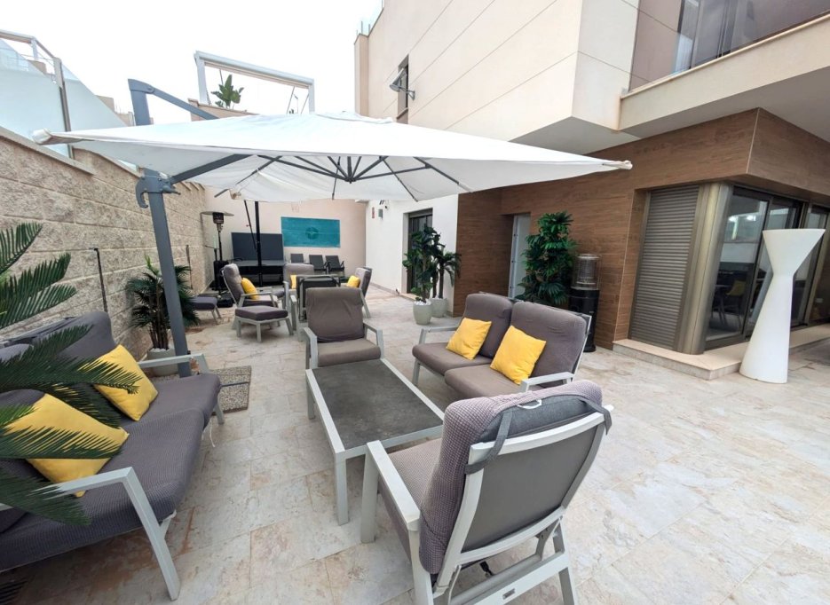 Herverkoop - Villa - Villamartín