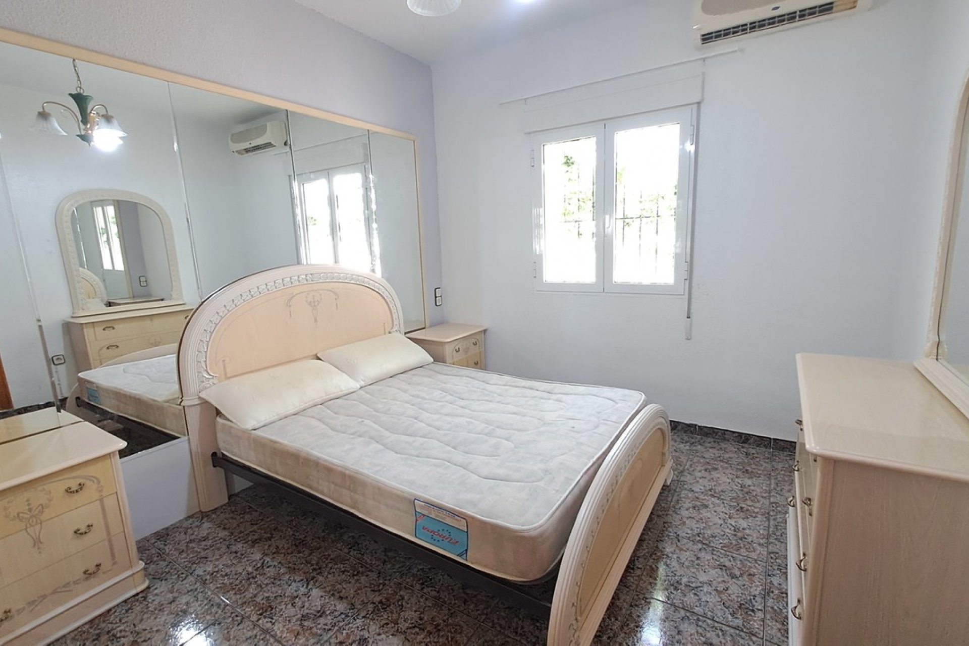 Herverkoop - Villa - Villamartín