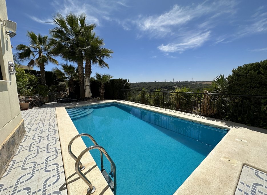 Herverkoop - Villa - Villamartín