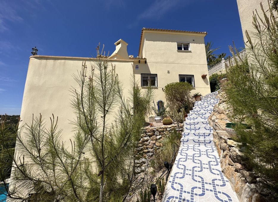 Herverkoop - Villa - Villamartín