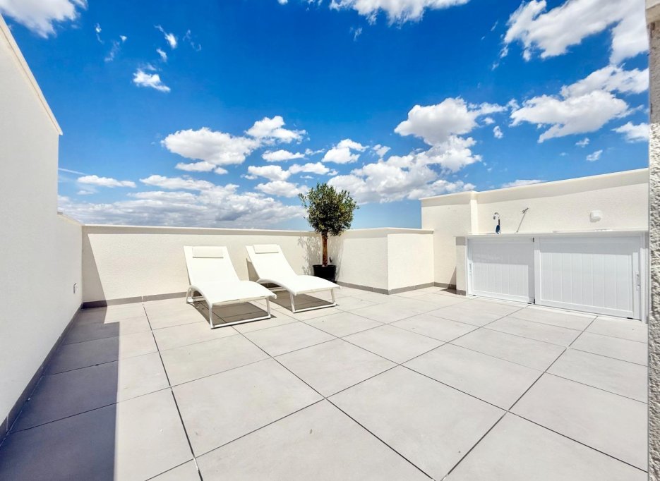 New Build - Townhouse - Cox - San Fernando