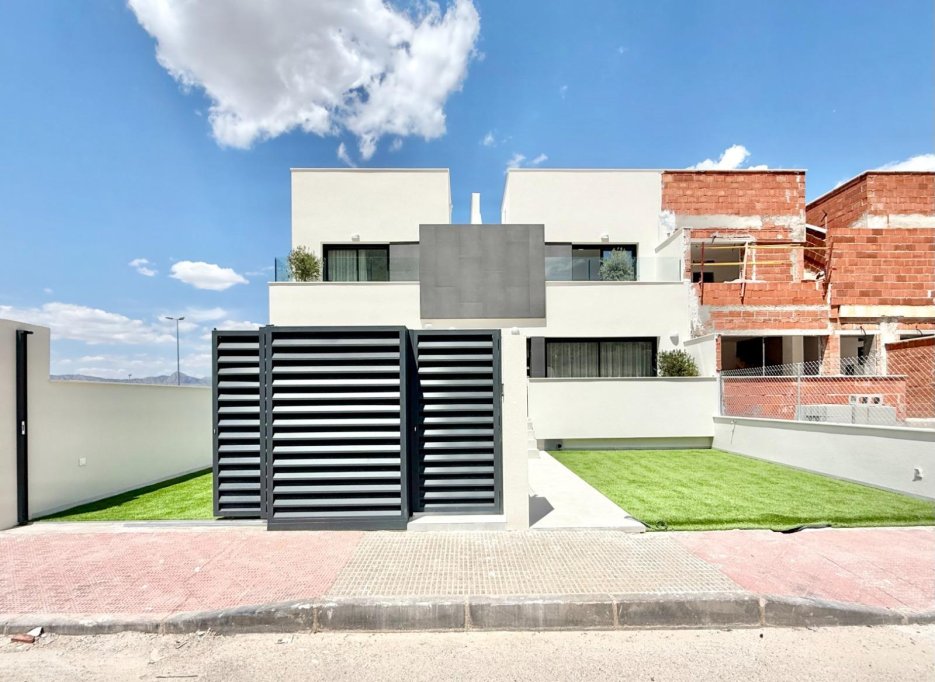 New Build - Townhouse - Cox - San Fernando