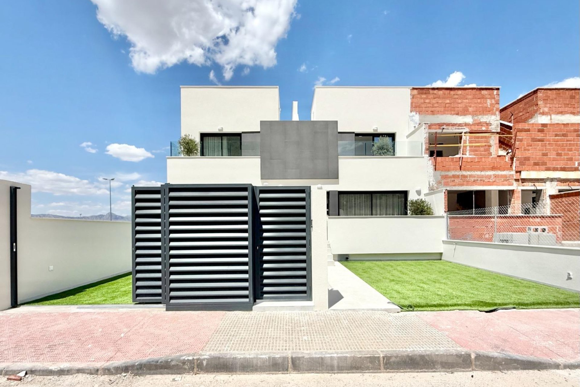 New Build - Townhouse - Cox - San Fernando