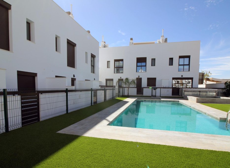 New Build - Townhouse - Pilar de la Horadada - parque Andromeda