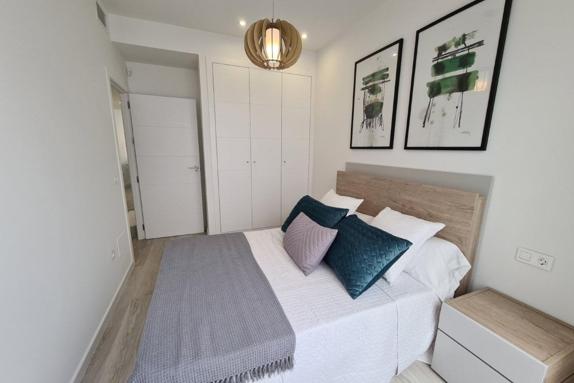 Nieuwbouw  - Herenhuis - Avileses