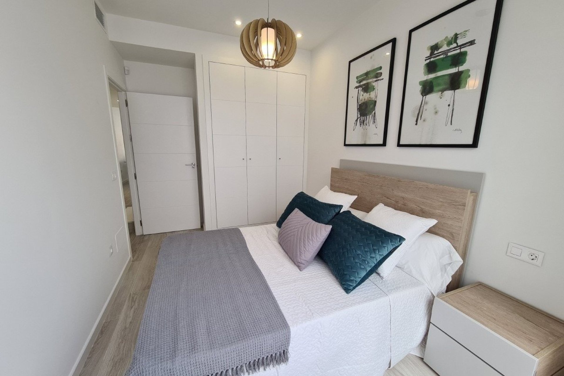 Nieuwbouw  - Herenhuis - Avileses