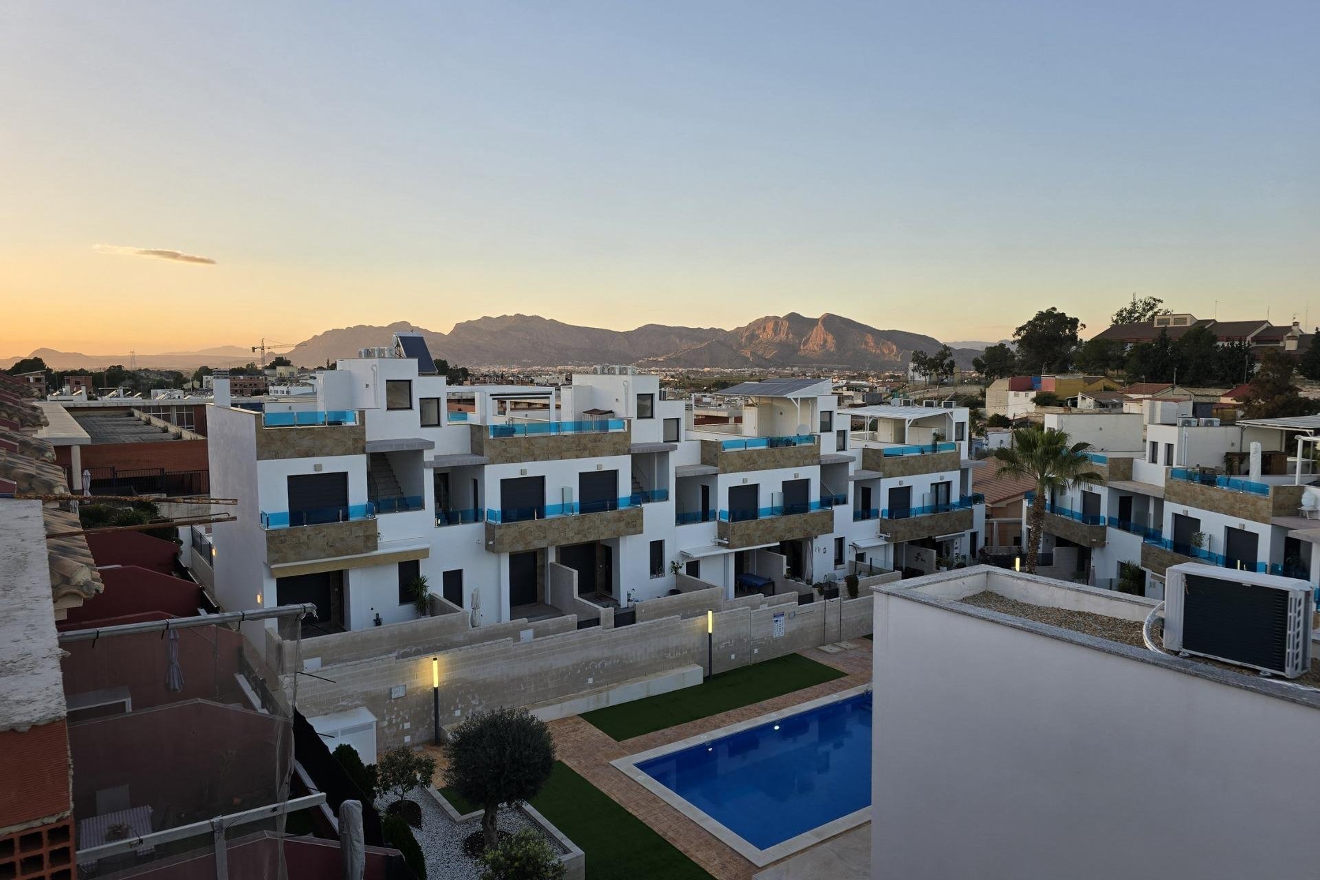 Nouvelle  - Maison de ville - Bigastro - pueblo