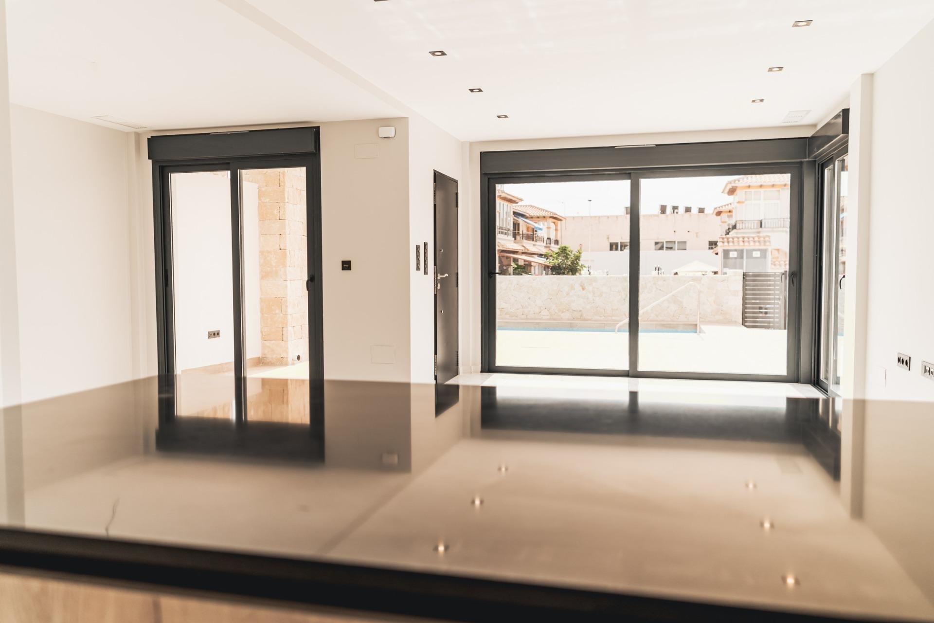 Nouvelle  - Villa - Orihuela Costa - Punta Prima