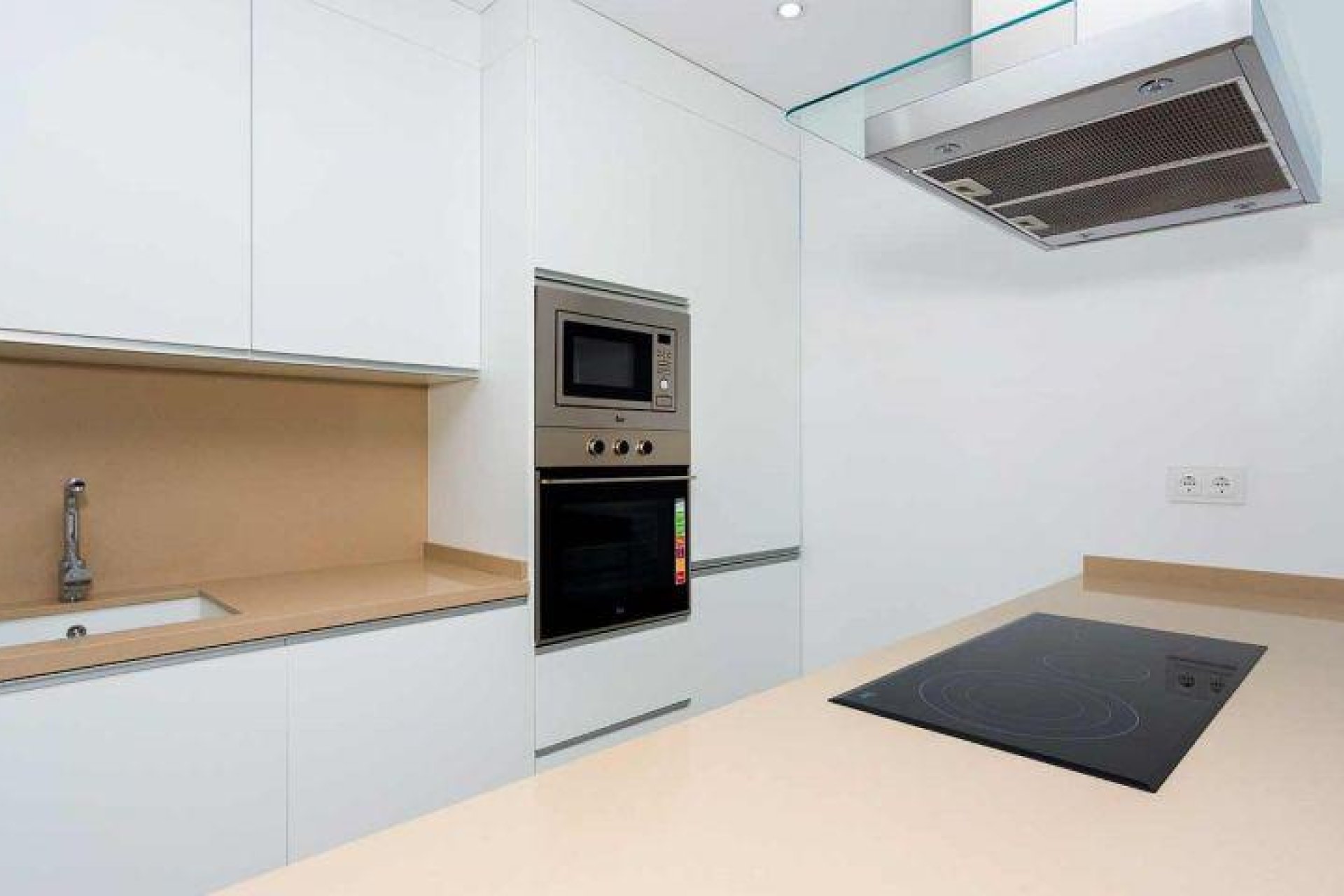 Nybygg - Quad House - Daya Nueva - Centro