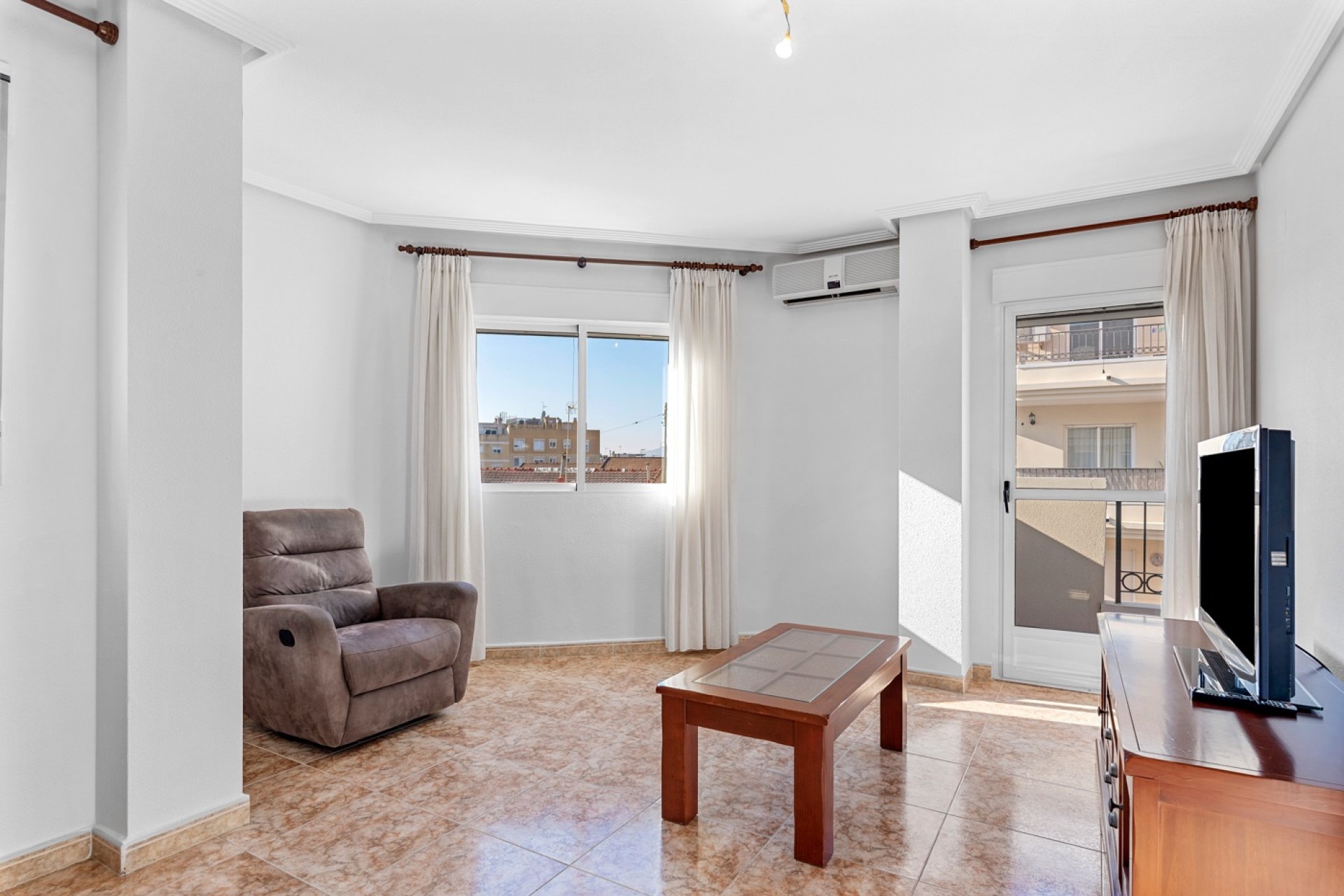 Resale - Apartment - Almoradí