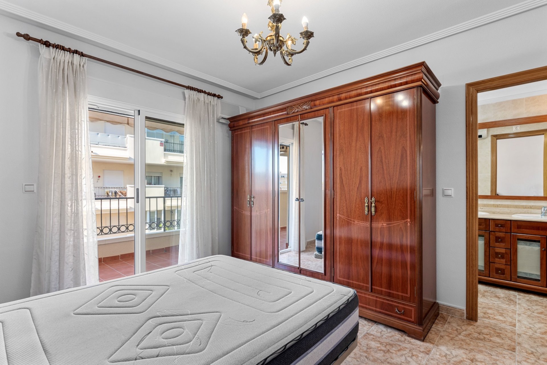 Resale - Apartment - Almoradí