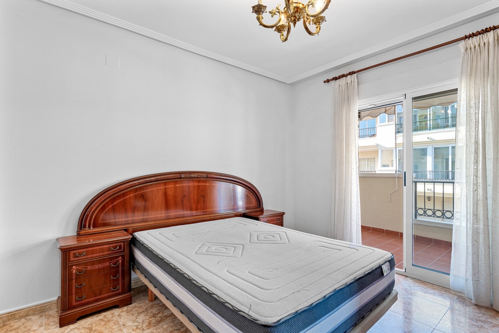 Resale - Apartment - Almoradí