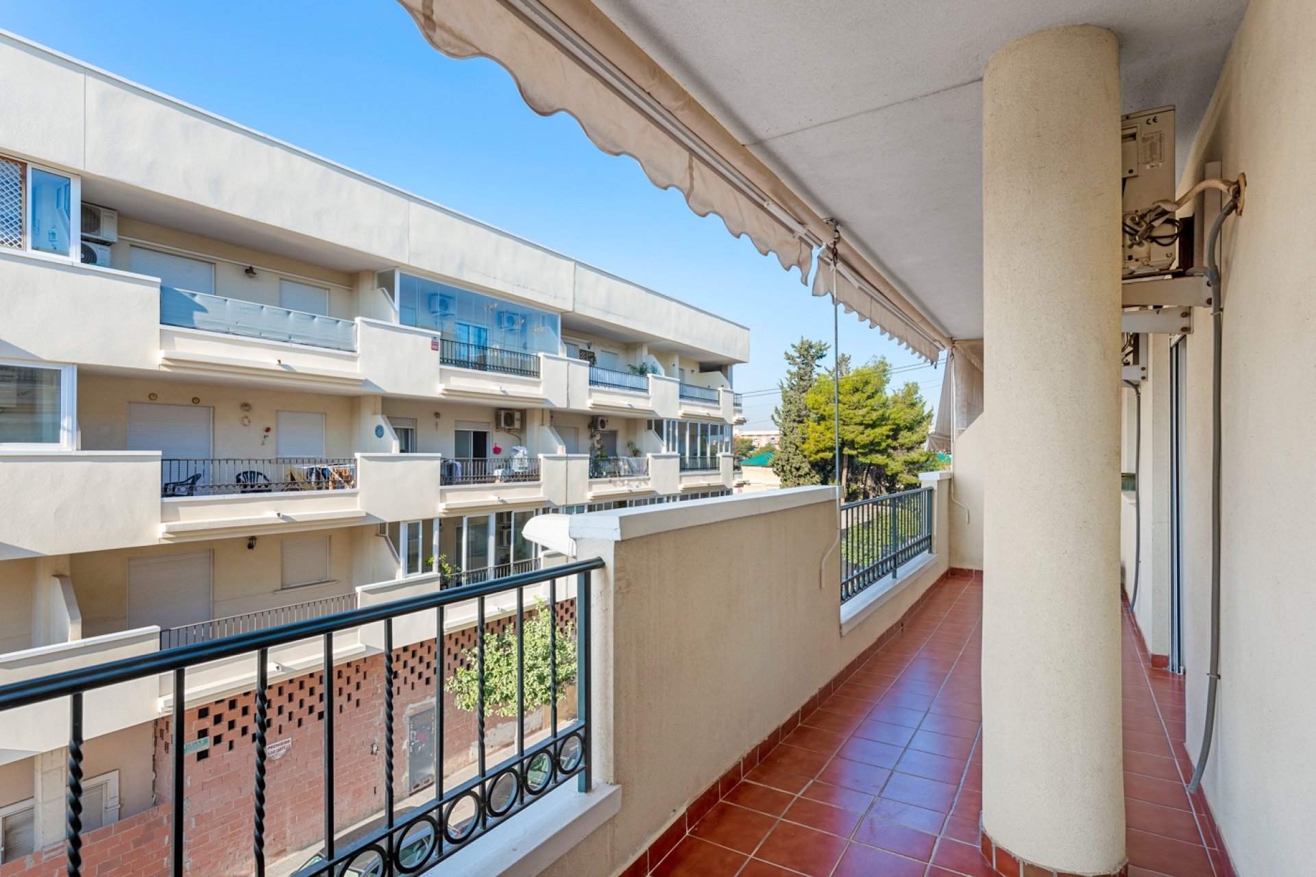 Resale - Apartment - Almoradí