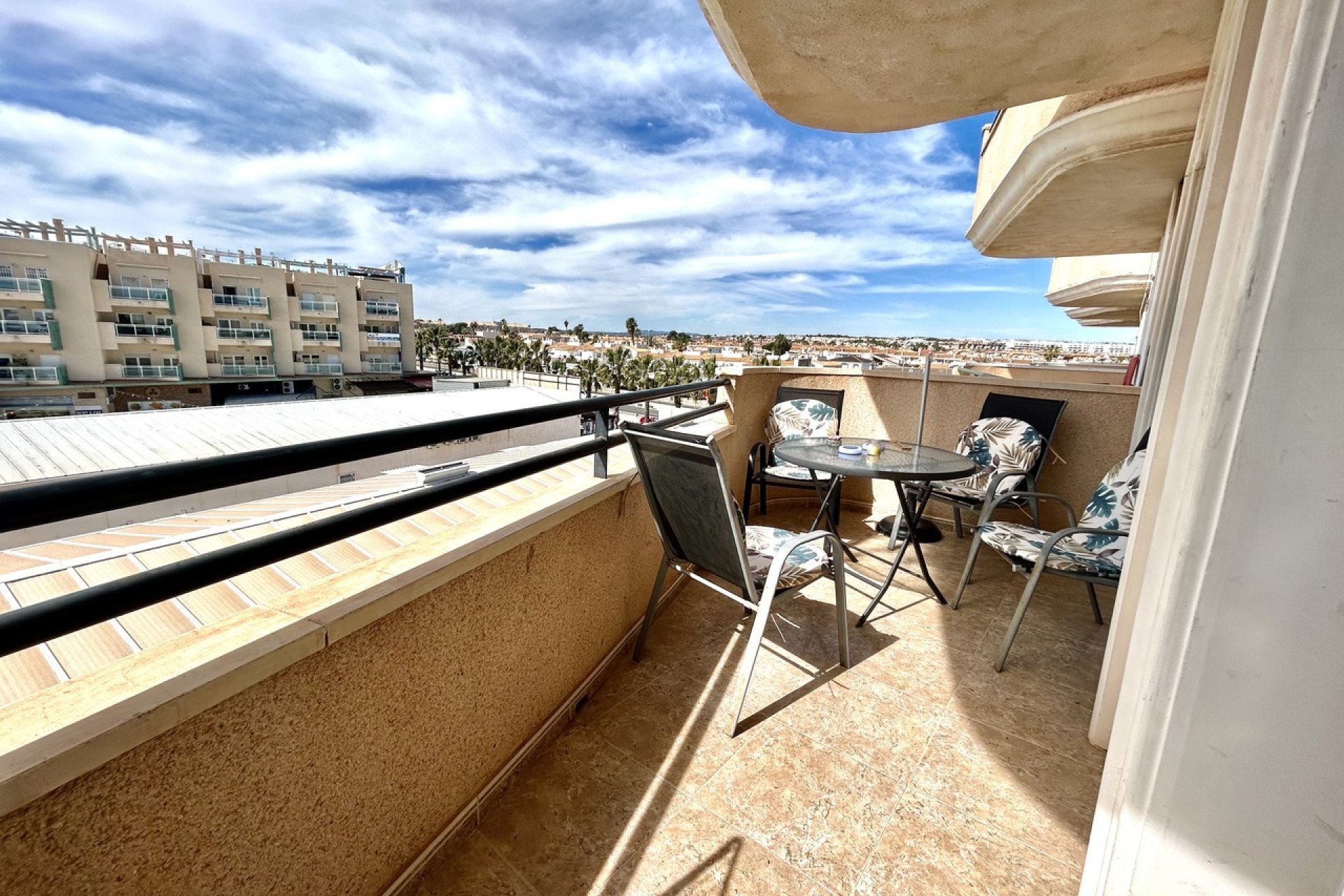 Resale - Apartment - Cabo Roig