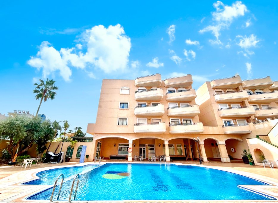 Resale - Apartment - Cabo Roig