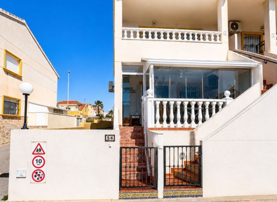 Resale - Apartment - Cabo Roig