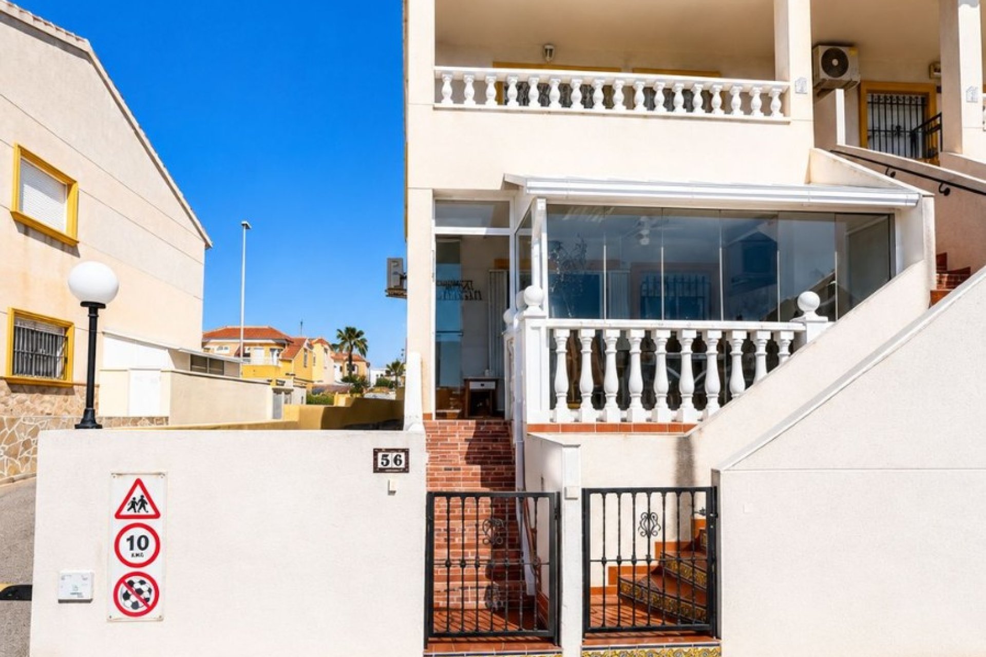 Resale - Apartment - Cabo Roig