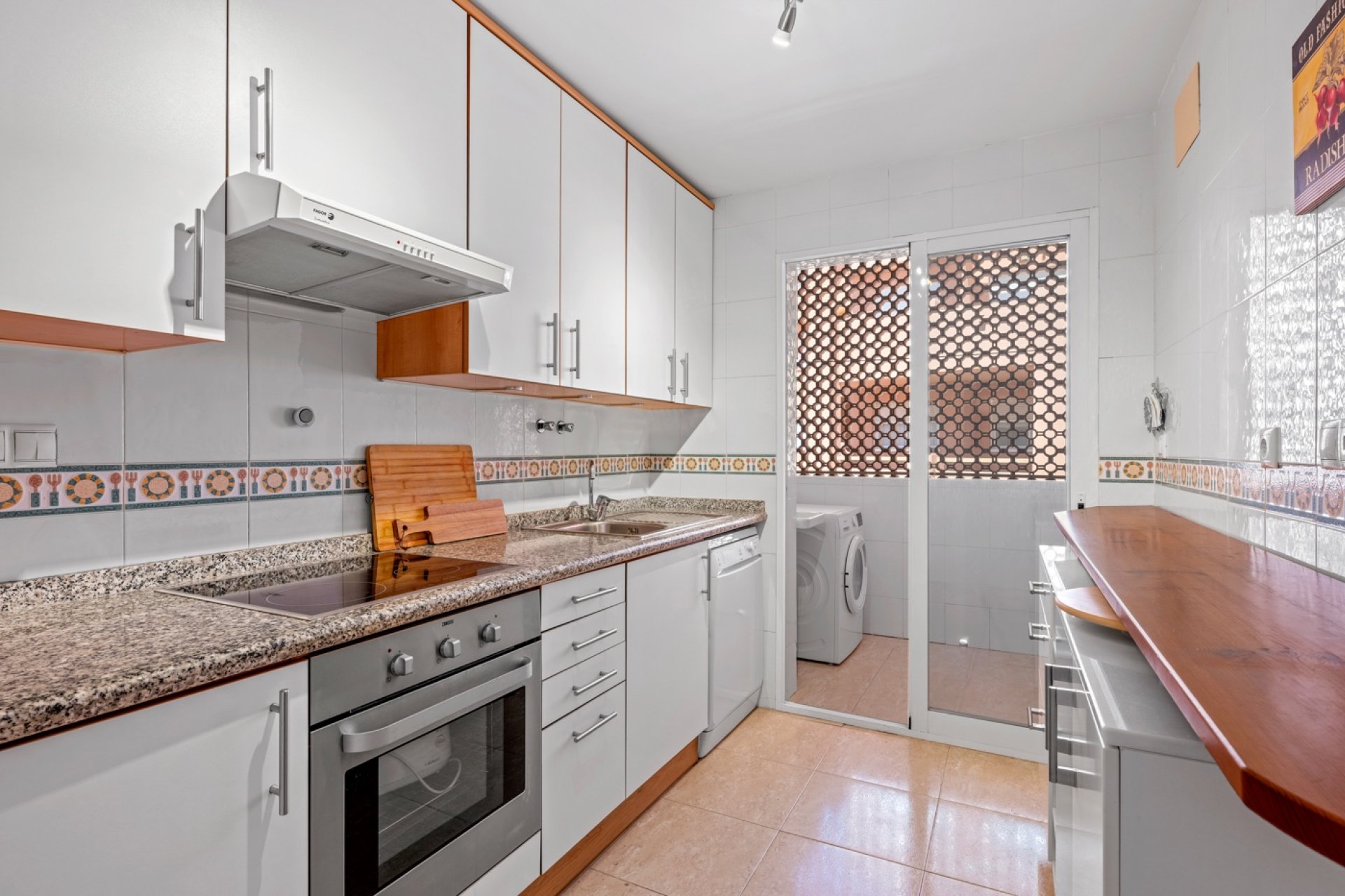 Resale - Apartment - Cabo Roig