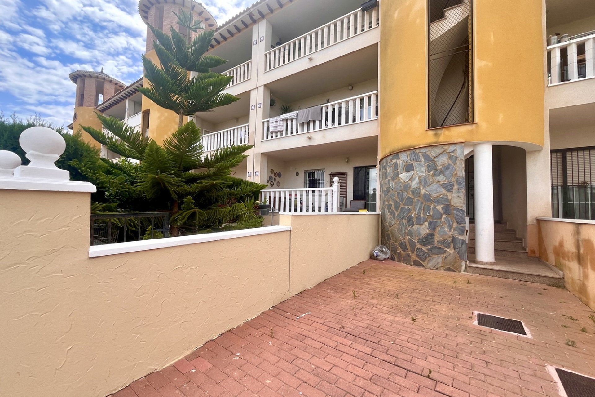 Resale - Apartment - Cabo Roig