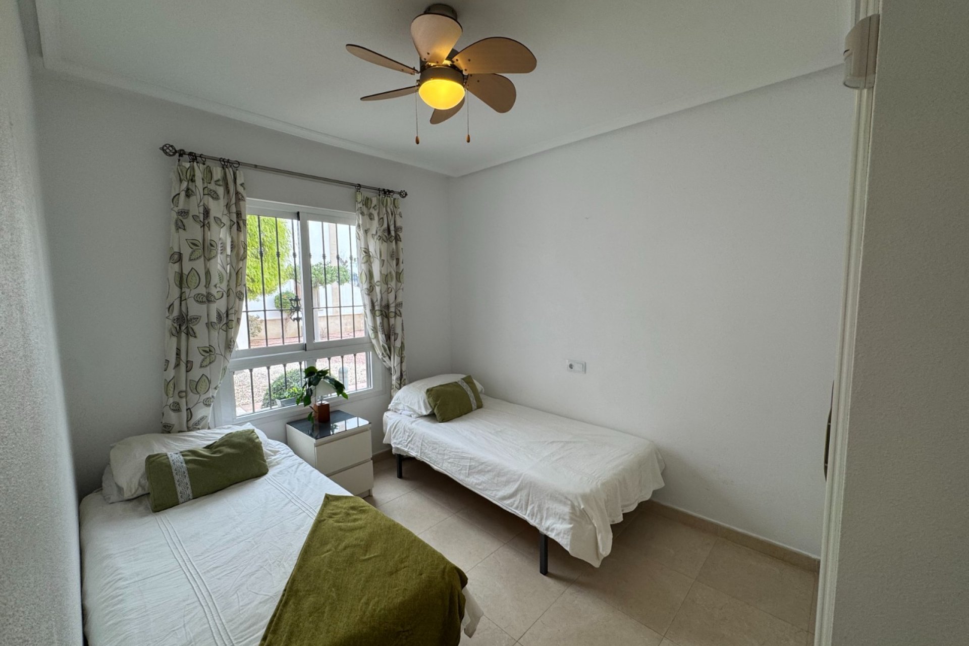 Resale - Apartment - Campoamor