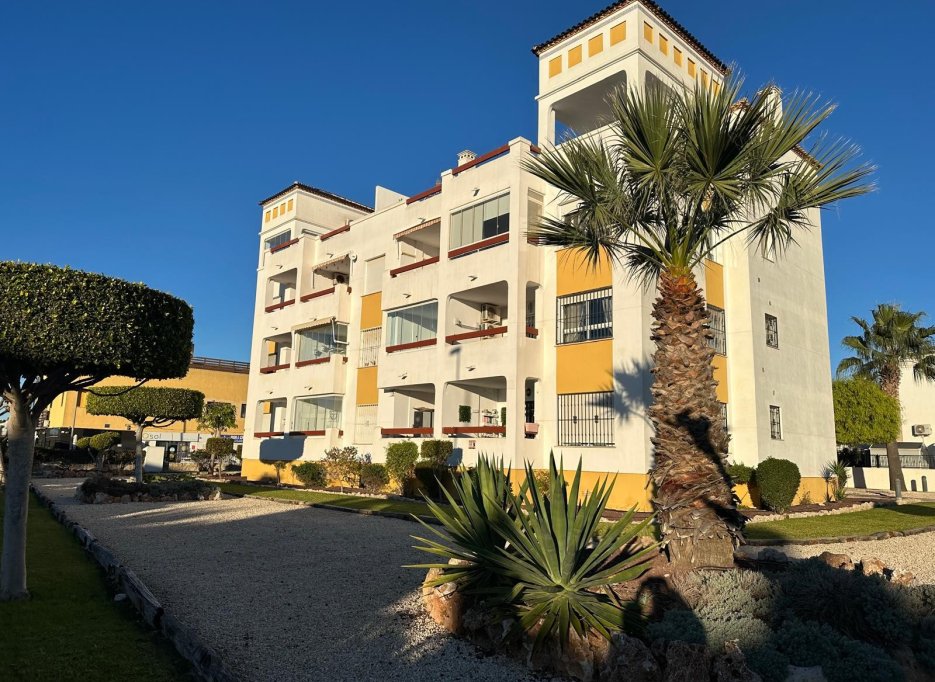 Resale - Apartment - Campoamor