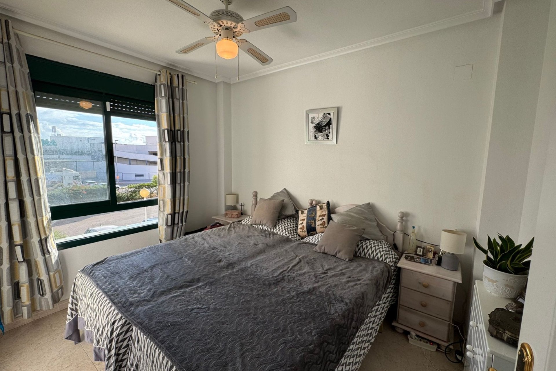 Resale - Apartment - Dehesa De Campoamor