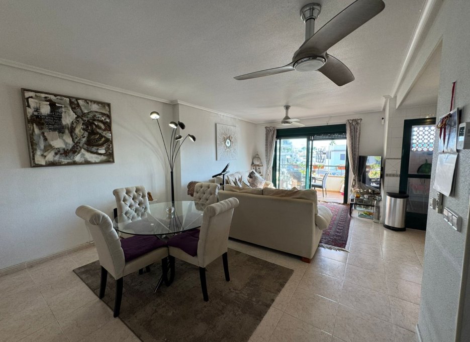 Resale - Apartment - Dehesa De Campoamor