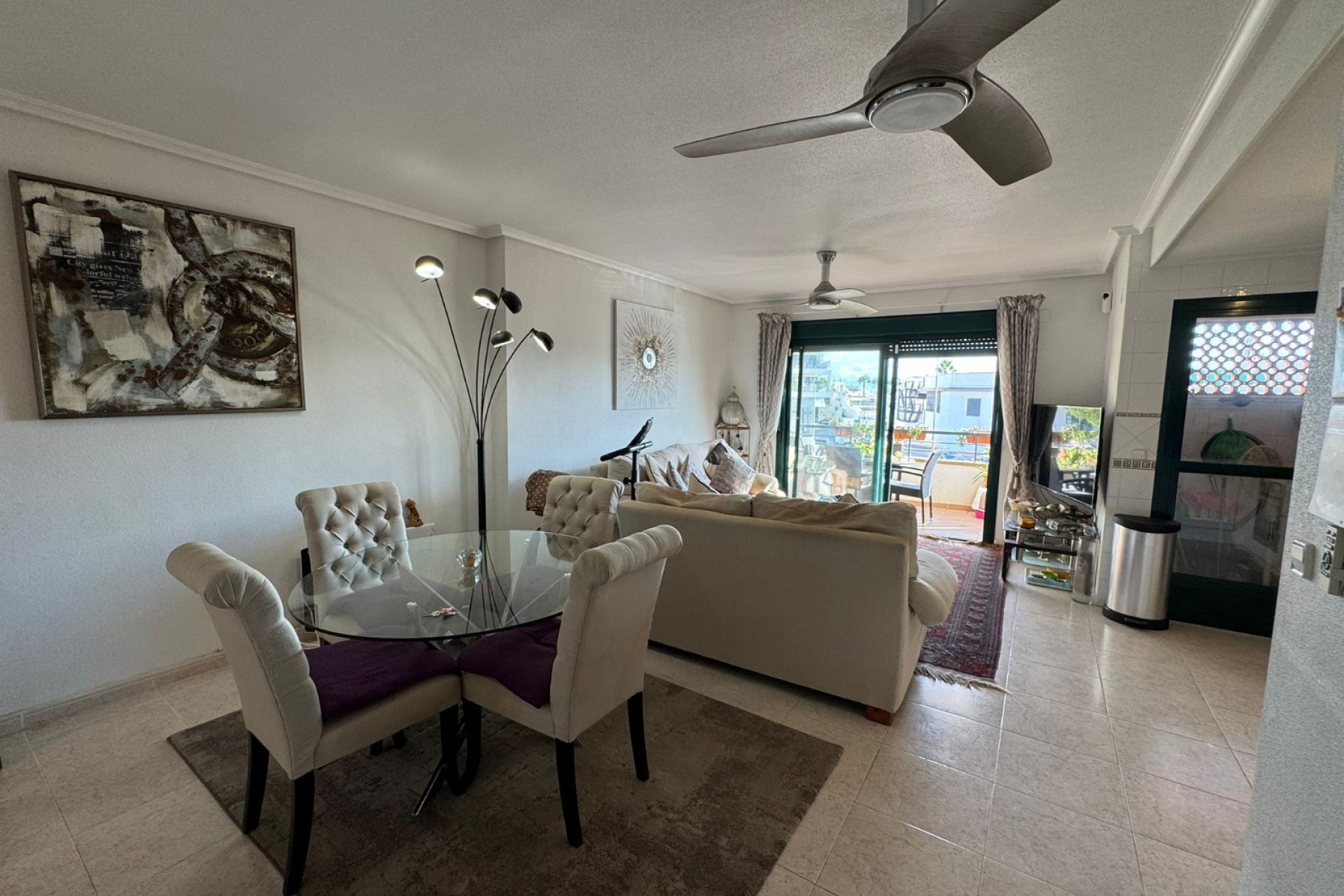 Resale - Apartment - Dehesa De Campoamor