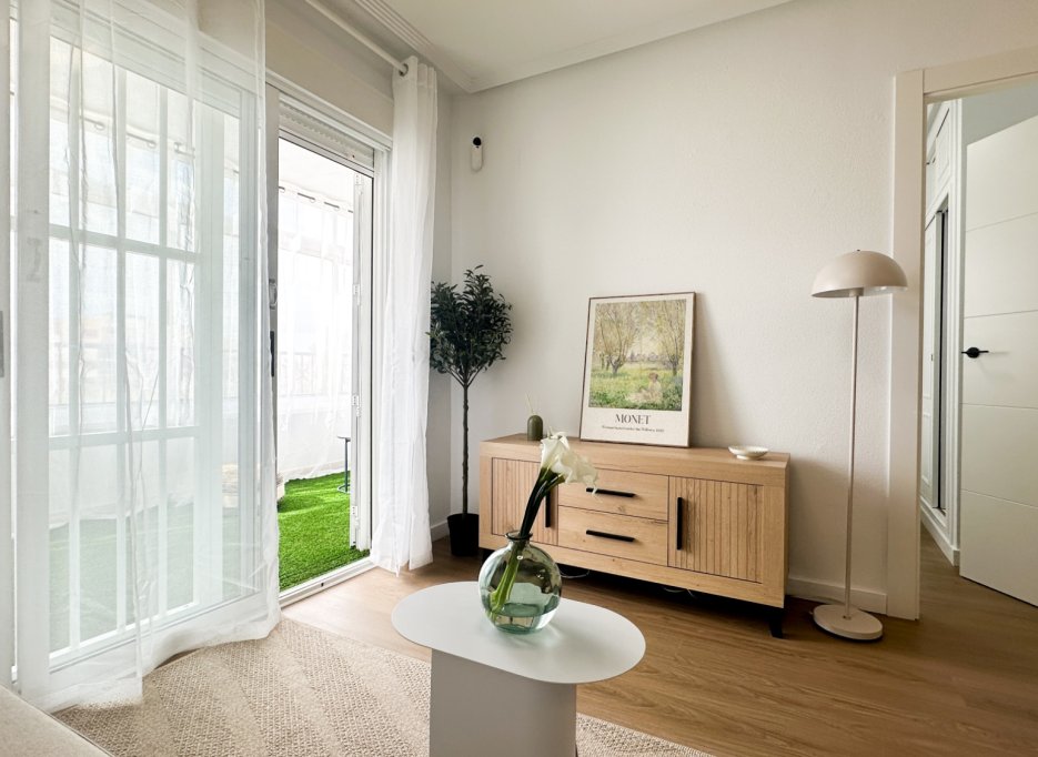Resale - Apartment / flat - Orihuela Costa - Playa Flamenca