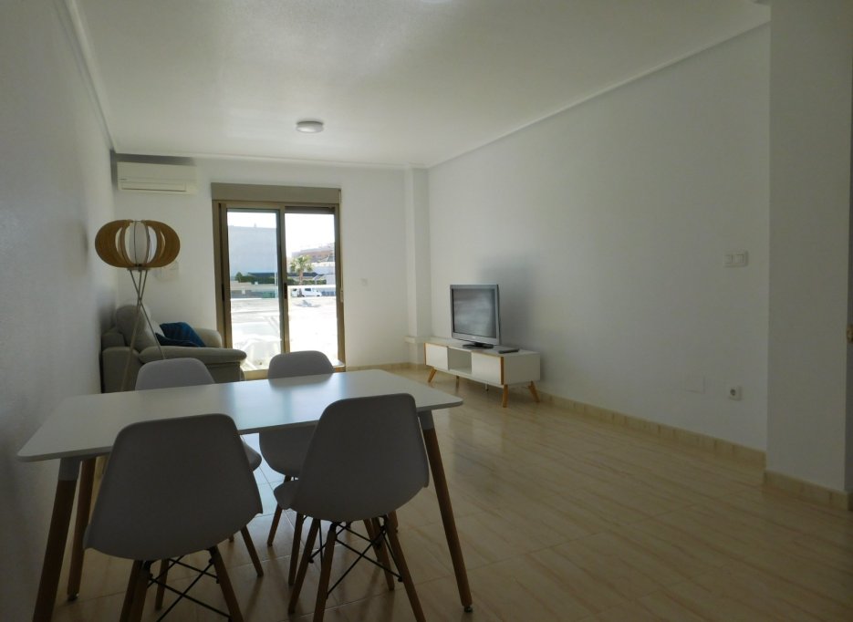 Resale - Apartment / flat - San Miguel de Salinas - San Miguel Salinas