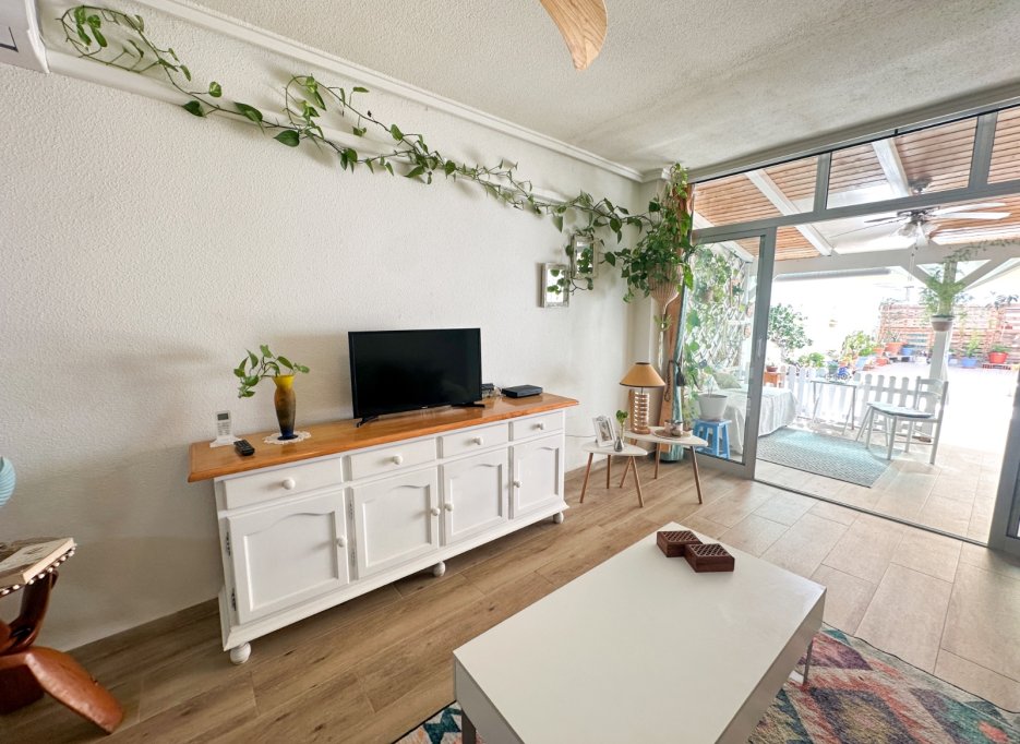 Resale - Apartment / flat - Torrevieja - Centro