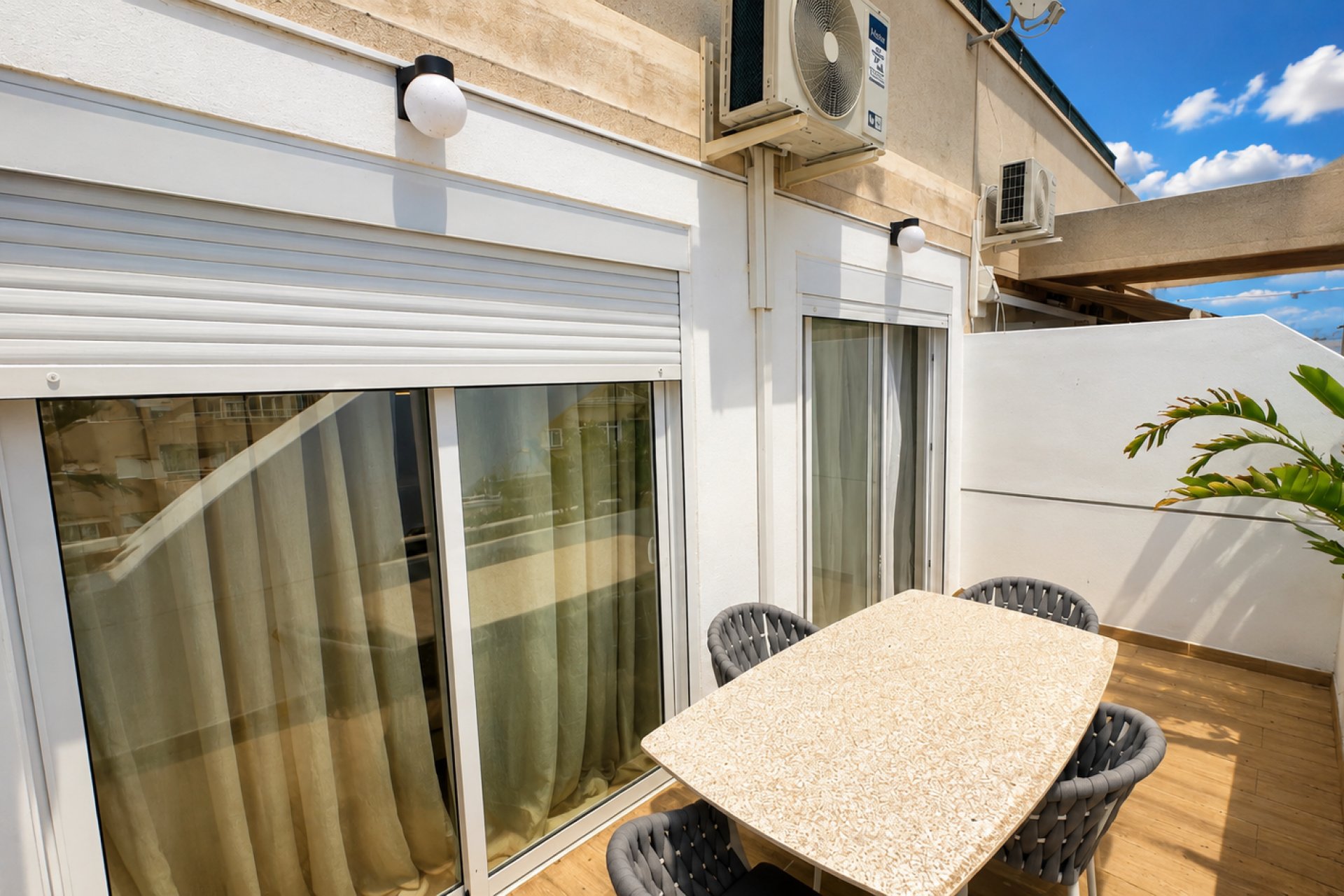 Resale - Apartment / flat - Torrevieja - Centro