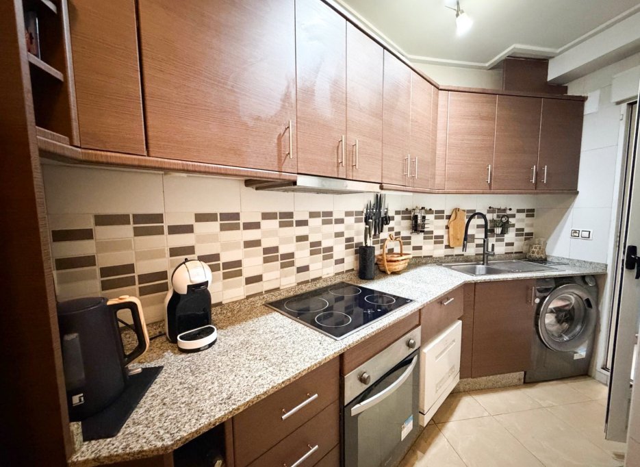 Resale - Apartment / flat - Torrevieja - Centro