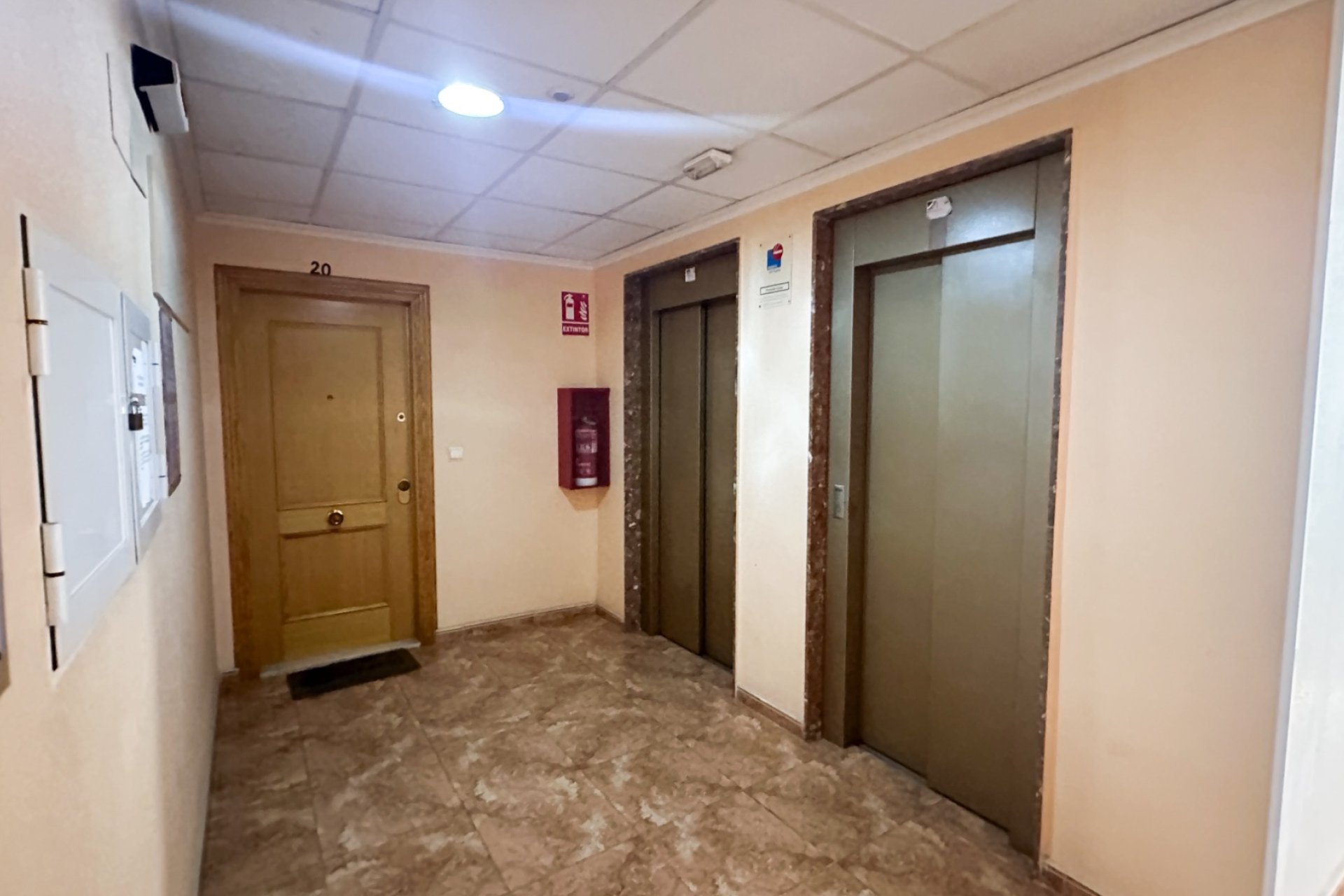 Resale - Apartment / flat - Torrevieja - Centro