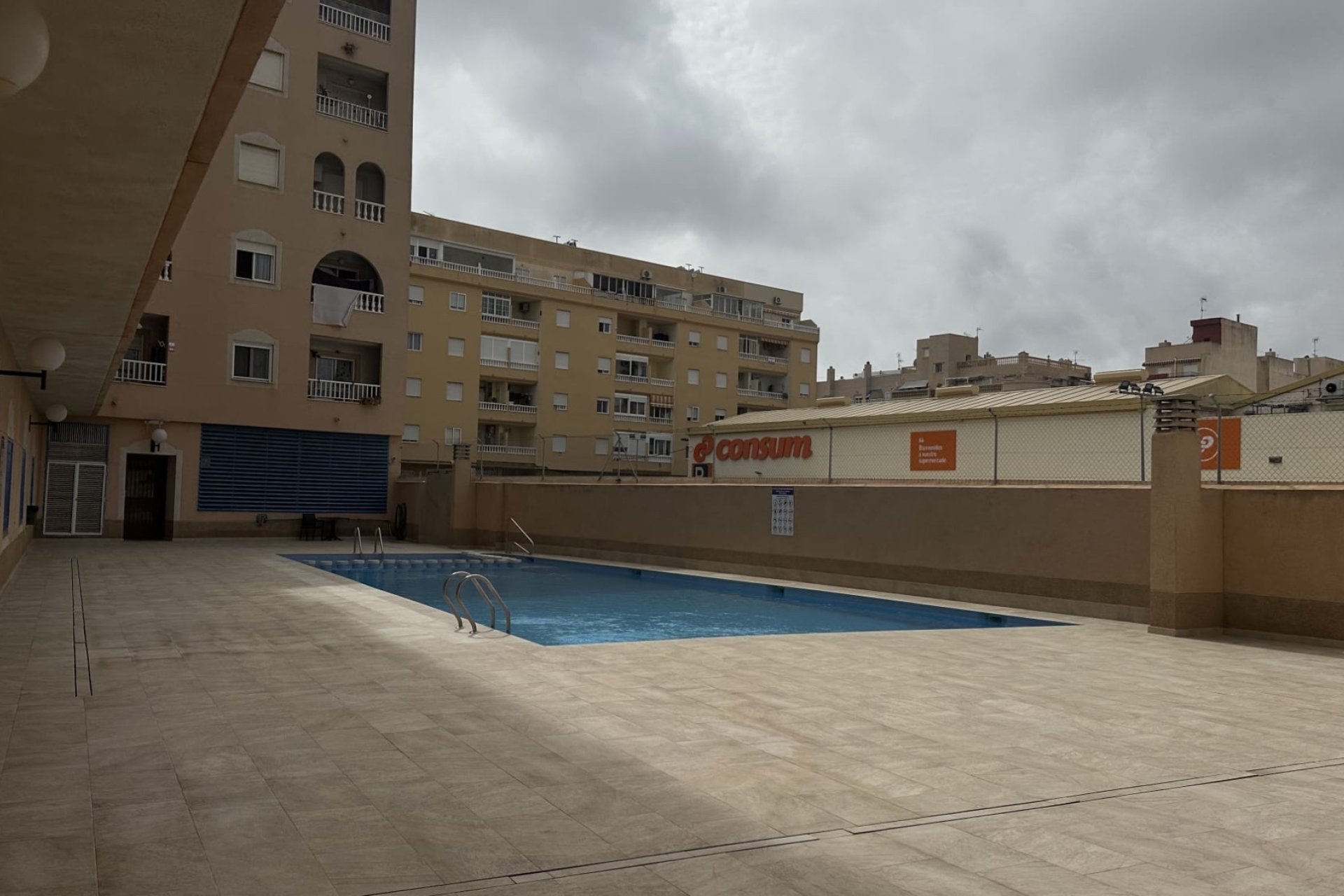 Resale - Apartment / flat - Torrevieja - Centro